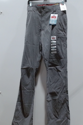 Wrangler Men's Outdoor Relaxed Fit Pant