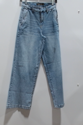 R&M Richards Women's Wide Leg Jeans
