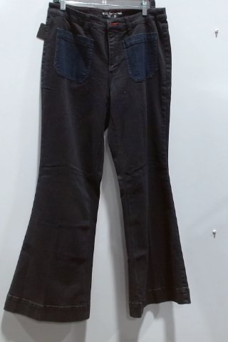 ALYSI Design Toscano Women's Black Cotton Flared Jeans
