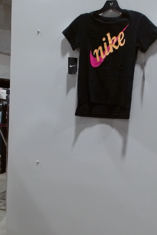 Nike Girl's Short Sleeve Graphic T-Shirt