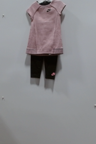 Nike Toddler Girl Outfit Set