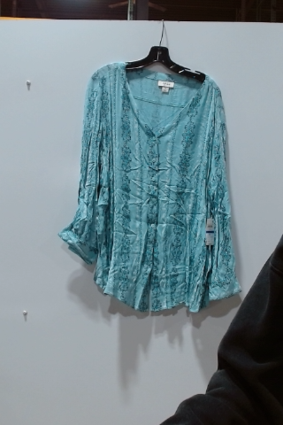 NY Collection Women's Long Sleeve V-Neck Blouse