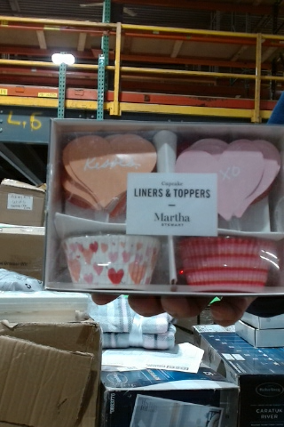Martha Stewart Valentine's Day Cupcake Liners & Toppers Set