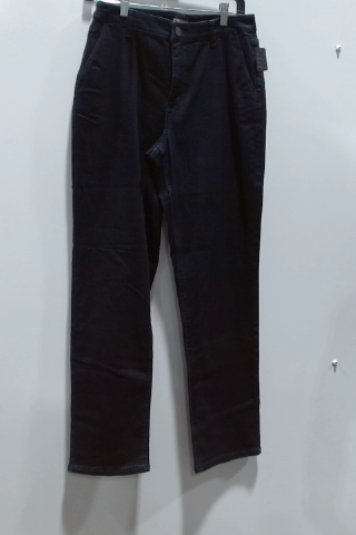 Lee Women's Secretly Shapes Straight Leg Jeans