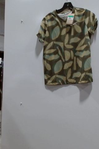 Nike Green Leaf Print T-Shirt