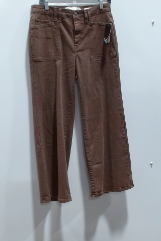 Abound Wide Leg Patch Pocket Crop Pants