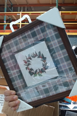 Plaid Wreath Wall Decor