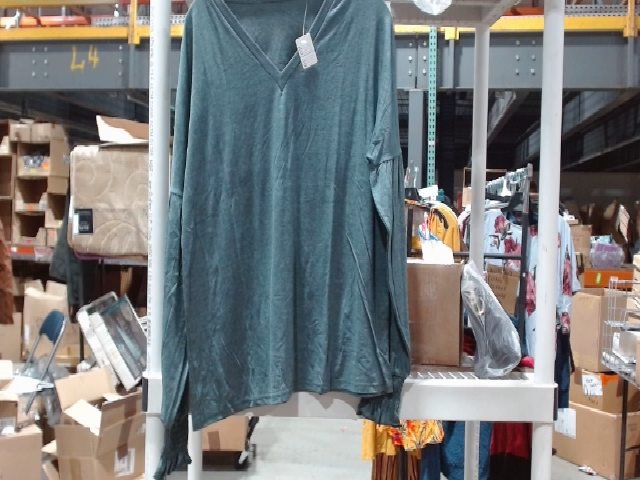 Teal V-Neck Long Sleeve Blouse