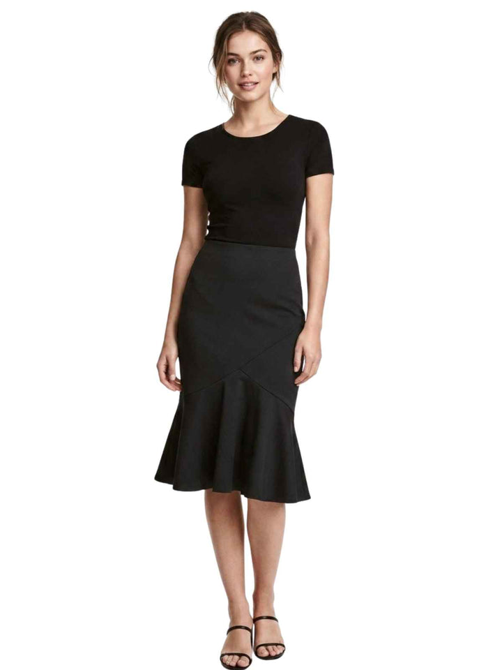 Elegant Black Skirt