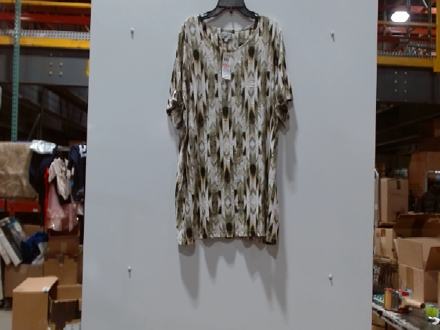 Alfred Dunner Women's Green Pattern Short Sleeve Top