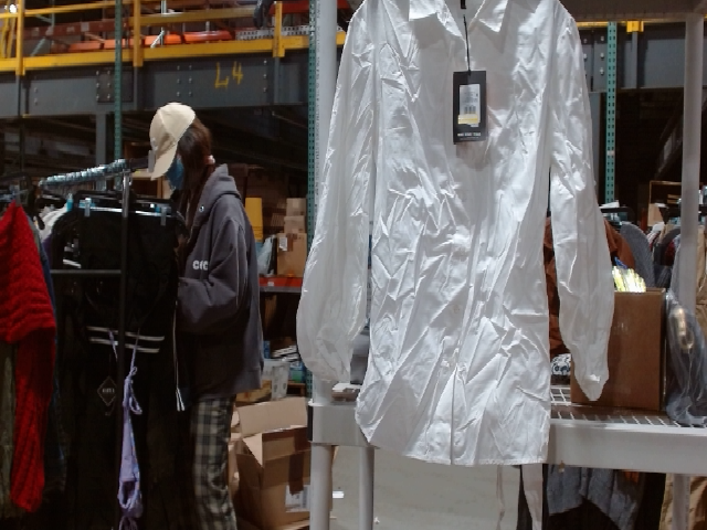 NEW YORK & COMPANY White Blouse