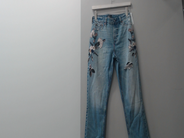 Abercombie & Fitch Women's Floral Embroidered Jeans