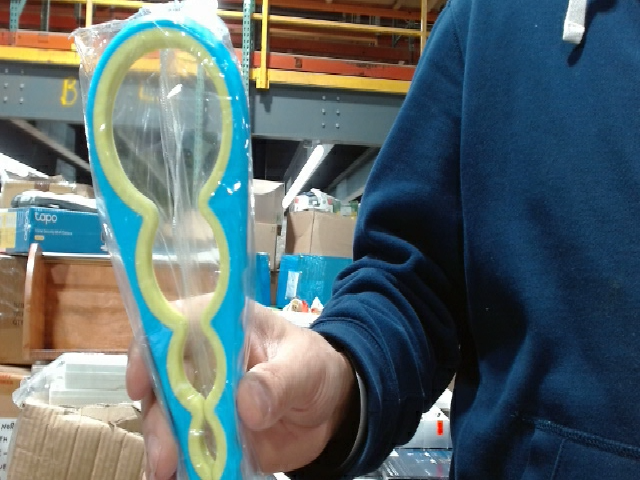 Adjustable Can Opener