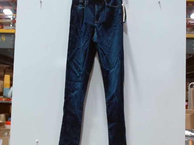 Universal Thread Dark Wash Skinny Jeans