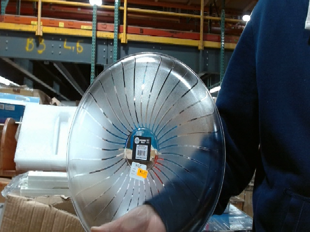 Wilton Clear Plastic Serving Tray