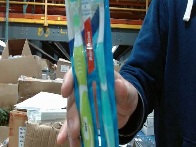 Aim Revelation Toothbrush Twin Pack
