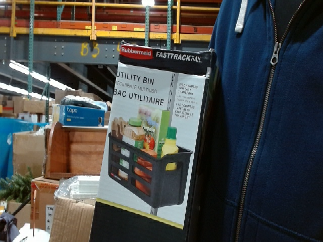 Rubbermaid FASTTRACK Rail Utility Bin