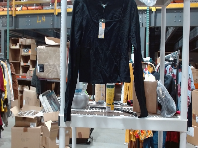 Wild Fable Black Velvet Long Sleeve Blouse