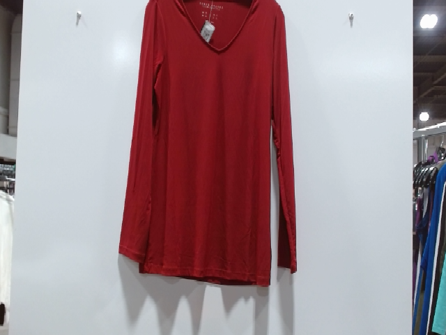 Karen Scott Women's Long Sleeve V-Neck T-Shirt