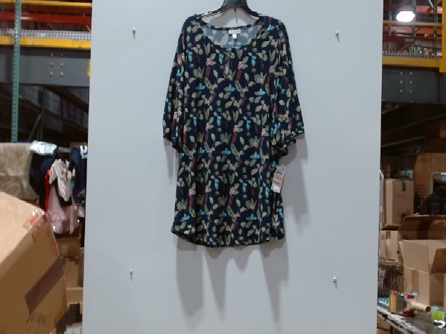 Alfred Dunner Navy Leaf Print Keyhole Neckline Blouse