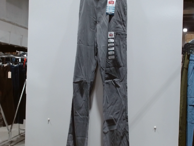 Wrangler Men's Outdoor Relaxed Fit Pant