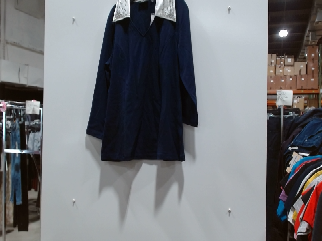 Elegant Women's Blue Shirt with White Collar