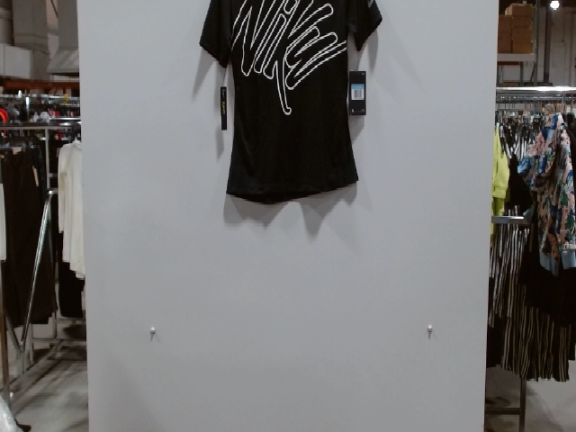 Nike Graphic Tee