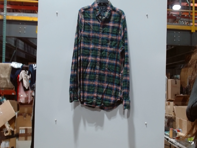GAP Men's Standard Fit Cotton Flannel Shirt