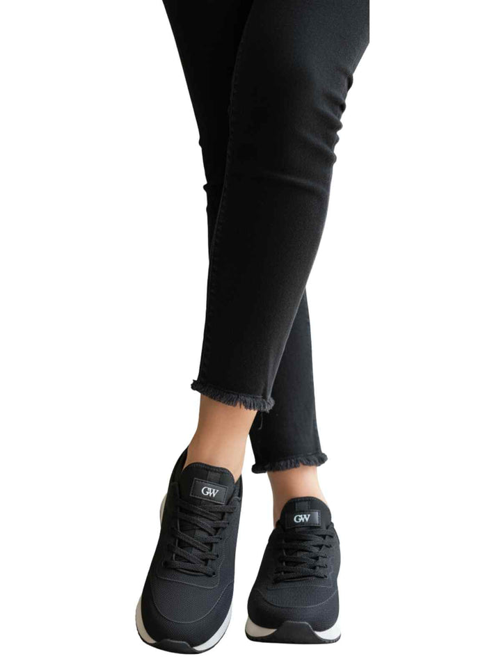 G WEST WOMENS LACE UP SNEAKER