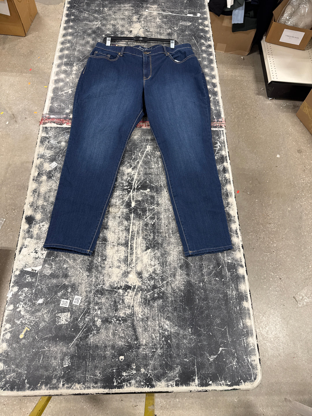 Gloria Vanderbilt Curvy Skinny Jeans - Size 18 #100010