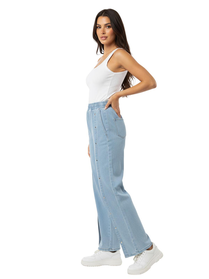 Rolla's Women's Jeans Side Button Straight Leg