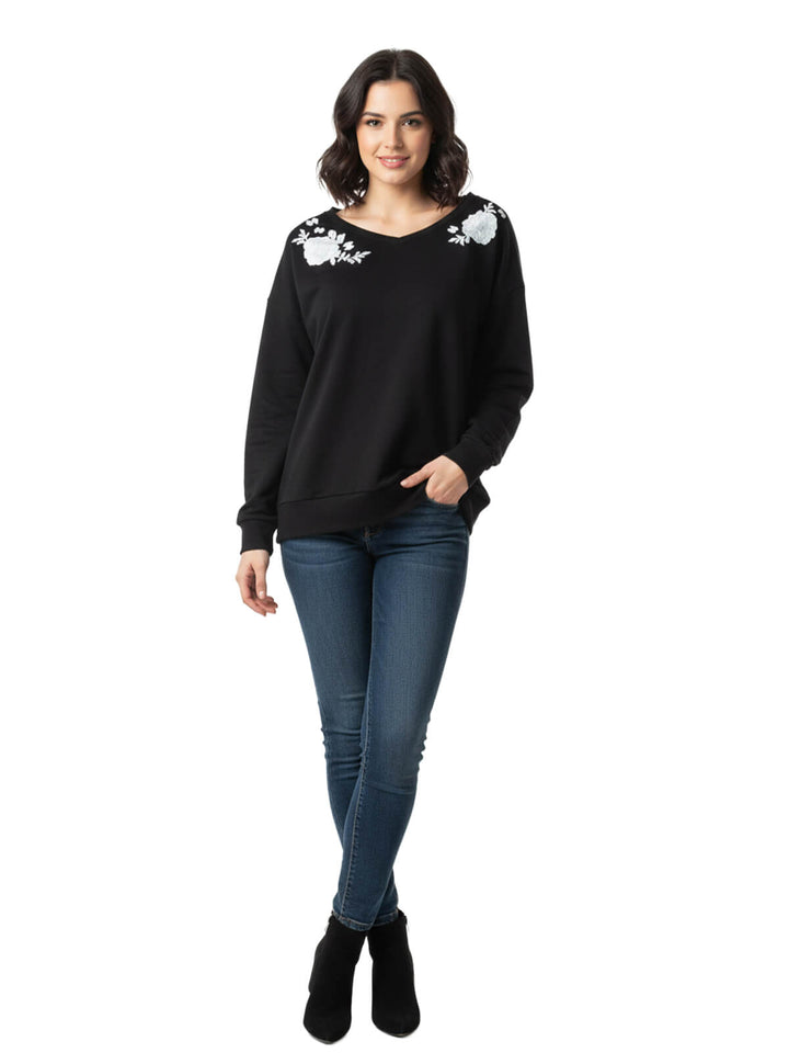 Universal Thread Women's Black Floral Embroidered Sweatshirt